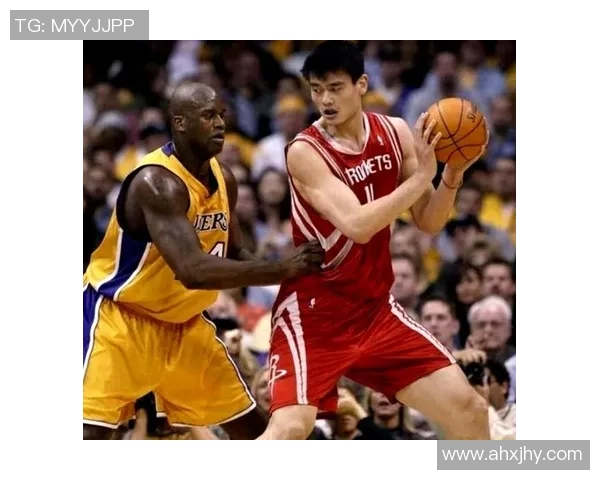 姚明如何在NBA赛场上成就传奇地位与封神之路的深度解析 姚明如何在NBA赛场上成就传奇地位与封神之路的深度解析