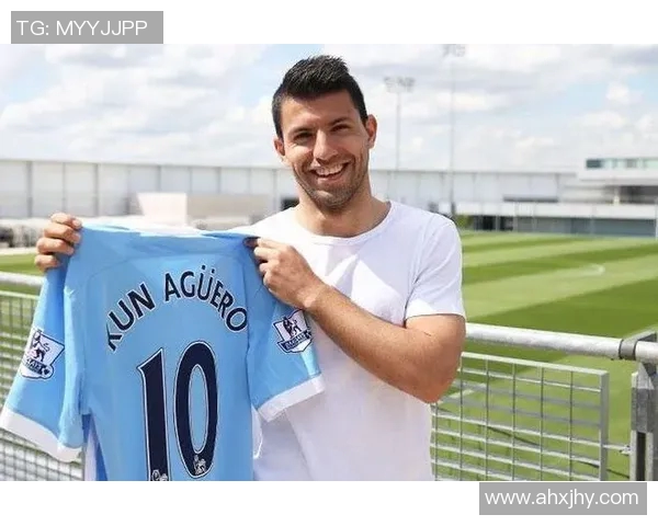 曼城发布公告确认阿圭罗下赛季离队，球迷感慨万千