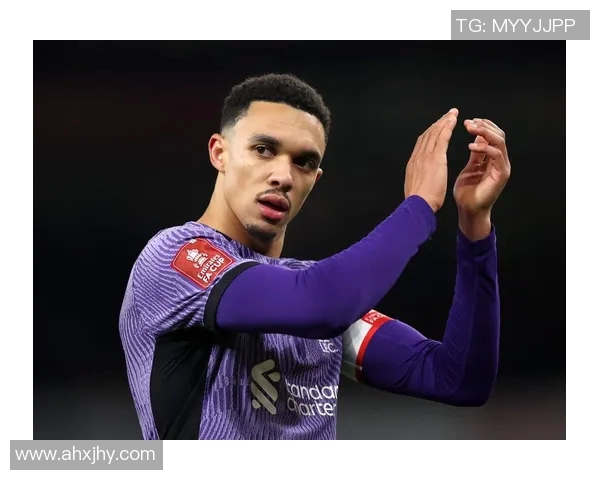 欧冠新规定：球队必须在比赛中至少上场一名本土青训球员