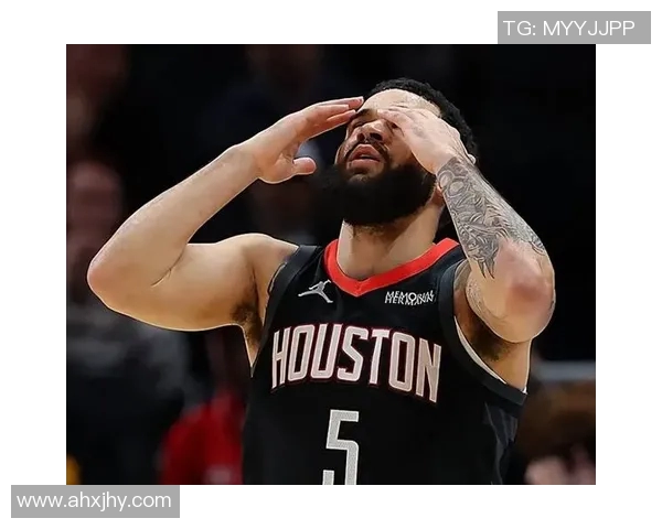 火箭主帅塞弗洛沃透露赛季后助教连撸9铁：我们需要调整战术